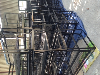 Bàn ghế sơn tĩnh điện